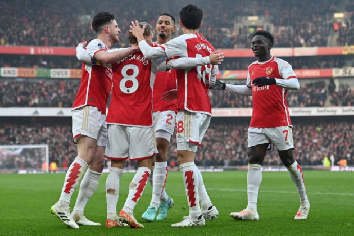 Thắng sát nút Wolves, Arsenal xây chắc ngôi đầu Ngoại hạng Anh