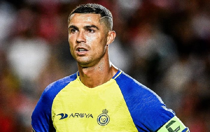 Ronaldo bị gạch tên khỏi đội hình của Al Nassr