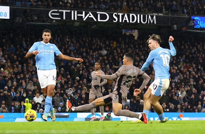 Bốc thăm vòng 4 FA Cup: đại chiến Man City vs Tottenham, Man Utd dễ thở