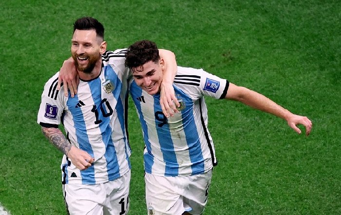 Đội hình dự kiến Argentina vs Uruguay: Messi dẫn dắt hàng công