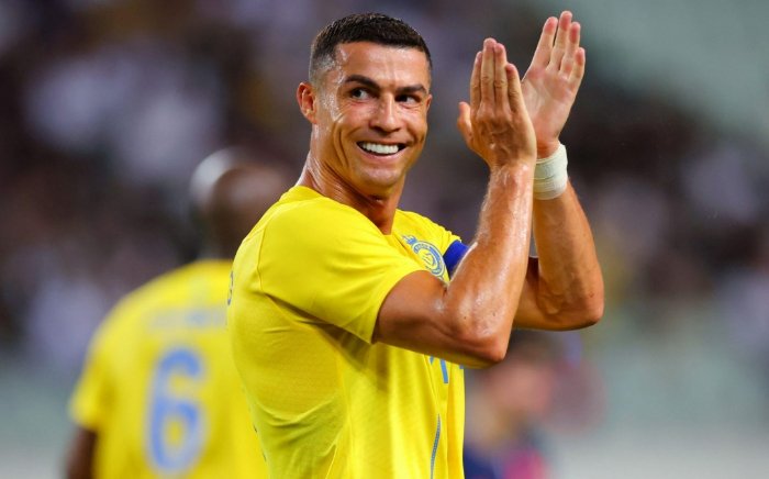 Trung Quốc bỏ 20 triệu USD mời Ronaldo đá giao hữu