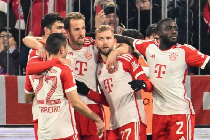 Kane đi thẳng vào lịch sử Bundesliga trong ngày Bayern Munich đại thắng