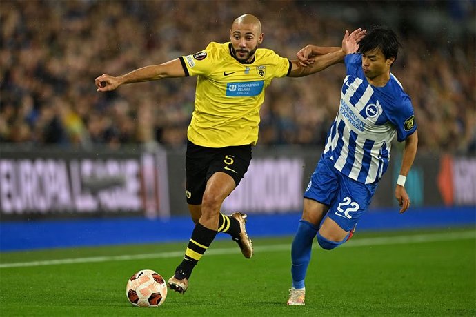 Soi kèo phạt góc ngày 30/11: AEK Athens vượt kèo góc trước Brighton